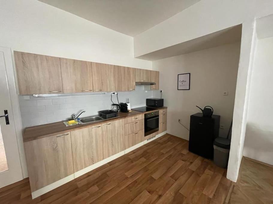 Prahabel - C15 Apartment ภายนอก รูปภาพ